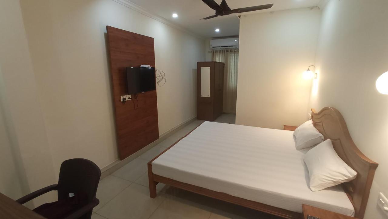Arackal Inn Котаям Екстериор снимка