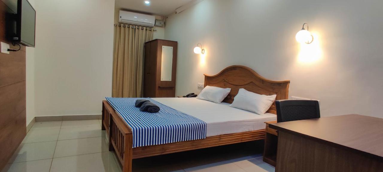 Arackal Inn Котаям Екстериор снимка